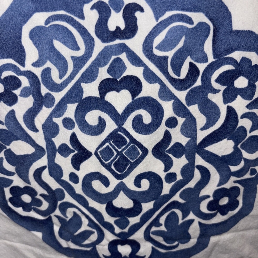 Pottery Barn cotton King white Blue Shams pillowcase bedding